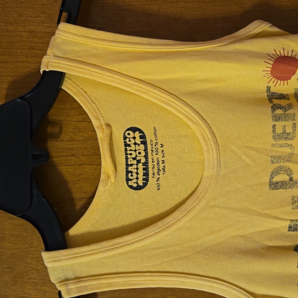 Vintage Puerto Vallarta Souvenir Tank Size Medium: C - Picture 2 of 8